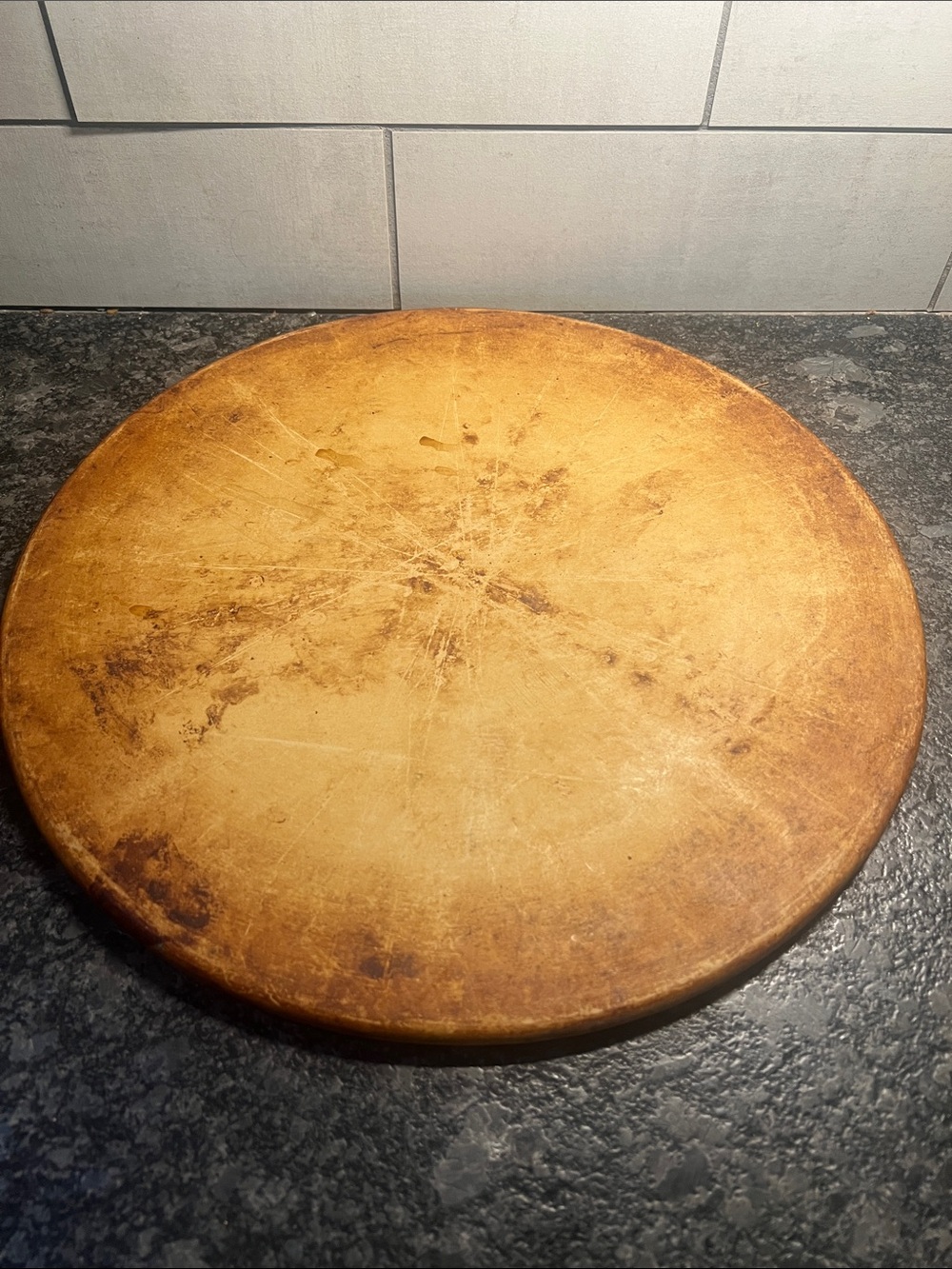 15” Pampered Chef Round Pizza Stone. Pre-seasoned for you. RETIRED